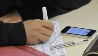مجموعات الغش تنشر حلول اختبار اللغة الإنجليزية بعد 30 دقيقة من توزيعه في لجان الثانوية العامة