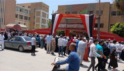 بدء توافد طلاب الثانوية العامة النظام القديم لأداء إختبار اللغة الأجنبية الثانية