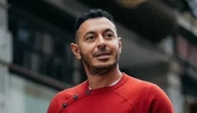 مصطفى شعبان يعبر عن شكره للأطباء بعد نجاح عملية والده ويُثمن جهود المستشفى.