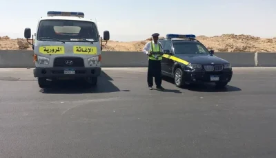للمسافرين عبر الصحراء.. اتصل وستصل إليك سيارة المساعدة على الطريق