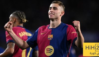 نجم برشلونة السابق يشيد بفيرمين