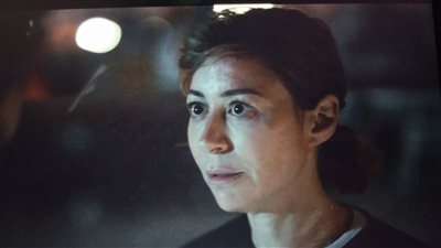 مسلسل صحاب الأرض الحلقة 5.. منة شلبي تتقرب من إياد نصار
