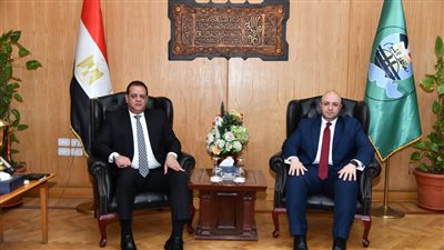 محافظ الفيوم يستقبل مدير الأمن للتهنئة بتجديد ثقة القيادة السياسية