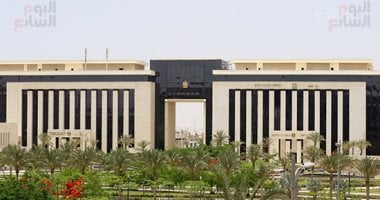 وزارة العمل: الأحد إجراء اختبارات للالتحاق بوظائف فى مشروع الضبعة بالأقصر