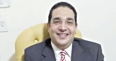 خبير علاقات دولية يشيد بدور مصر فى دعم غزة واستقبال المصابين عبر معبر رفح