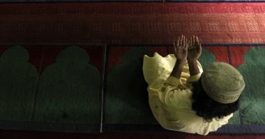 دعاء اليوم السادس من رمضان.. اللهم اغسلنى فيه من الذنوب وطهرنى من العيوب