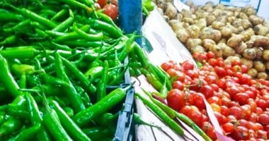 الطماطم بـــ 12.5 جنيه والبطاطس بــ 10 جنيهات.. أسعار الخضار اليوم بسوهاج