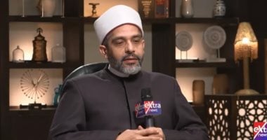 أمين الفتوى: قيام الليل يغفر الذنوب وكان فريضة على النبى ونافلة للأمة