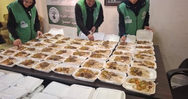 مؤسسة نبيل الكاتب عضو التحالف الوطني توزع 3000 وجبة جاهزة بمحافظة البحيرة