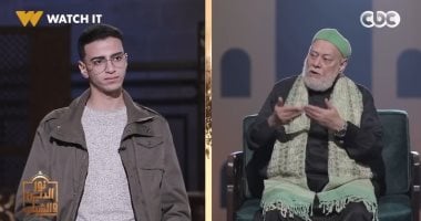 شاب يسأل: لو أنا موظف هل يحق لى الاطلاع على بيانات العملاء؟.. رد قاطع لـ على جمعة