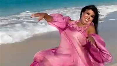 انتوا جايبني تهزقوني.. غضب أحمد فتحي في برنامج ألف ليلة مع فيفي عبده