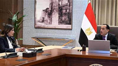 رئيس الوزراء يجتمع مع وزيرة الإسكان لاستعراض الموقف التنفيذي لعددٍ من المشروعات