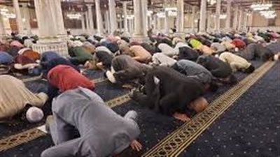 الليلة الأولى للتراويح.. موعد صلاة العشاء اليوم الأربعاء قبل أول صلاة تراويح فى رمضان