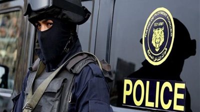 ضربها وهرب بالتوك توك.. الأمن يفحص فيديو اعتداء على سيدة في أوسيم بالجيزة