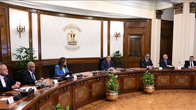 رئيس الوزراء يترأس أول اجتماع لمجلس المحافظين بعد تشكيله الجديد