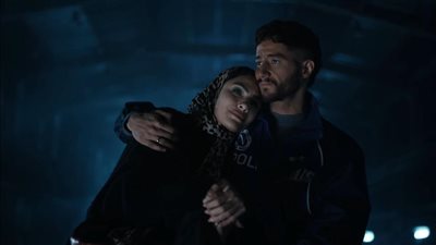 مسلسل سوا سوا الحلقة 1.. أحمد مالك وهدى المفتي قصة حب على حافة الانهيار