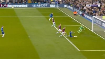 تشيلسي ضد بيرنلي.. جواو بيدرو يسجل الهدف الأول لـ تشيلسي في مرمى بيرنلي بالدوري الإنجليزي الممتاز