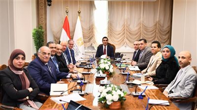 وزير الشباب والرياضة يبحث دعم المنظمة المصرية لمكافحة المنشطات