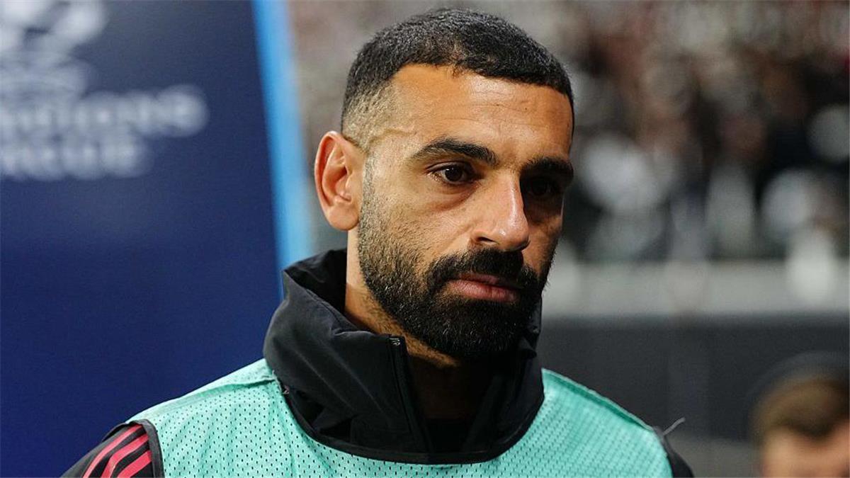 الدوري الإنجليزي يتوقع موقف محمد صلاح من المشاركة أساسيًا أمام برينتفورد