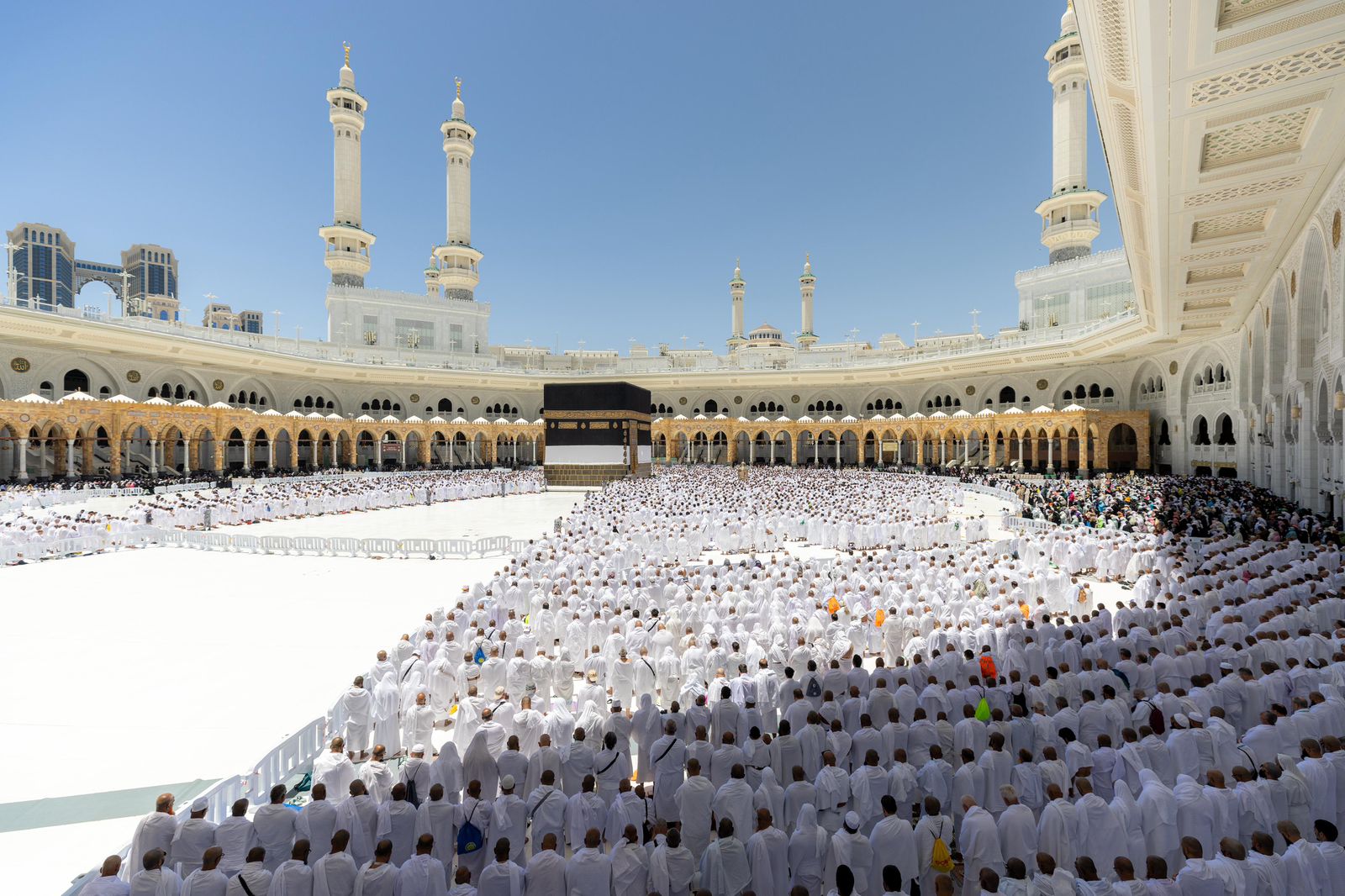 «الأرصاد» توضّح حقيقة ارتباط تعامد الشمس بارتفاع الحرارة