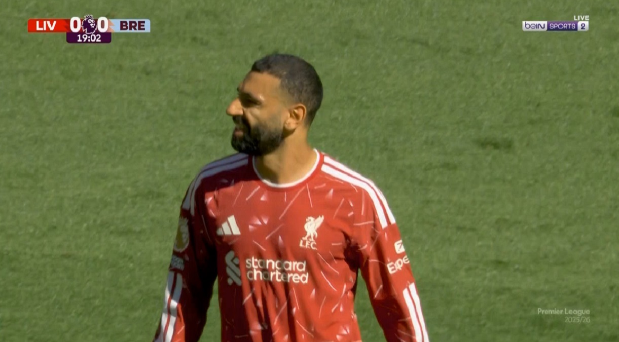 القائم يحرم محمد صلاح من هدف خرافي من ركلة حرة في مباراة ليفربول وبرينتفورد
