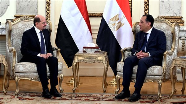 رئيس الوزراء يؤكد لنظيره اليمني دعم مصر للحكومة للشرعية ووحدة اليمن وسيادته