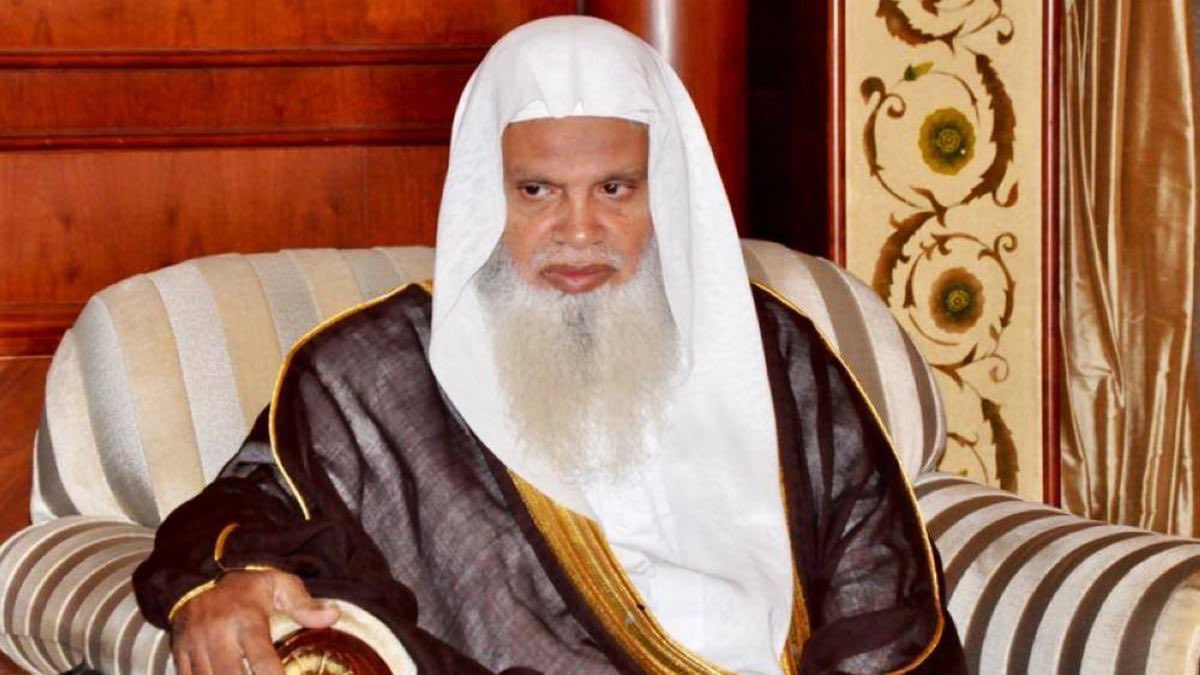 تكليف الشيخ علي الحذيفي بإلقاء خطبة يوم عرفة 1447هـ من مسجد نمرة