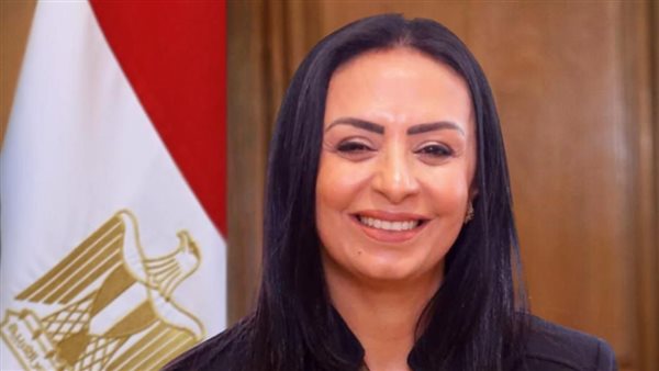 وزيرة التضامن تتابع عملية تصعيد حجاج الجمعيات الأهلية إلى مشعر عرفات