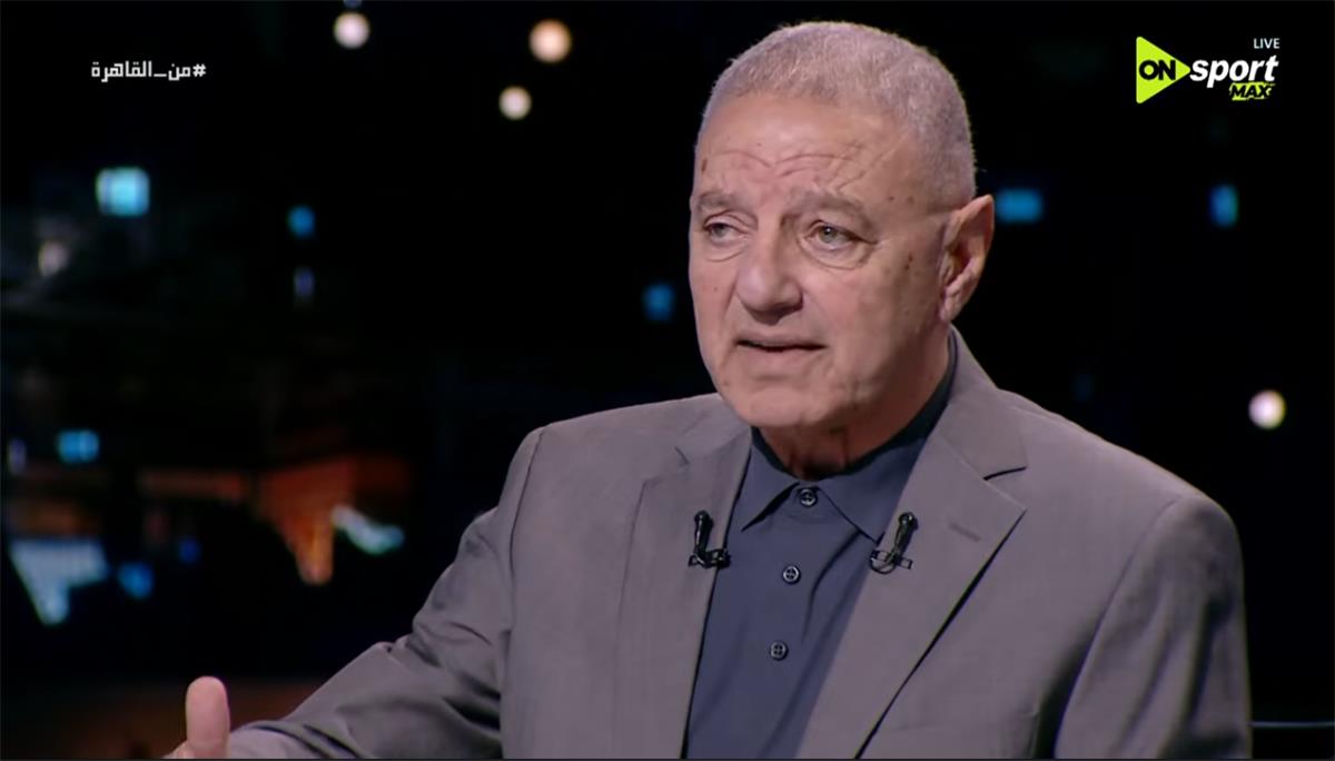 “يستحق الاستمرار ولكن”.. طلعت يوسف يكشف ما ينقص معتمد جمال في الزمالك