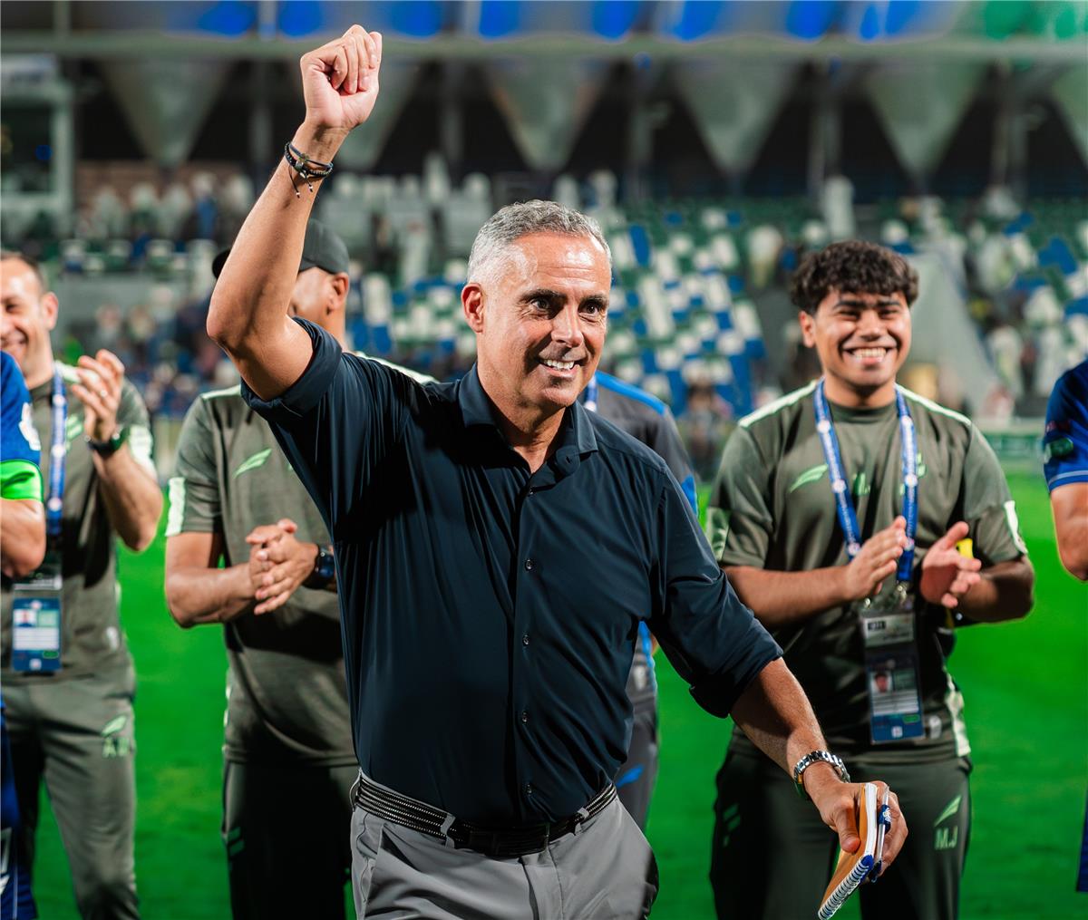جوزيه جوميز يطلب ثنائي الأهلي ولاعب بيراميدز لتجديد عقده مع الفتح