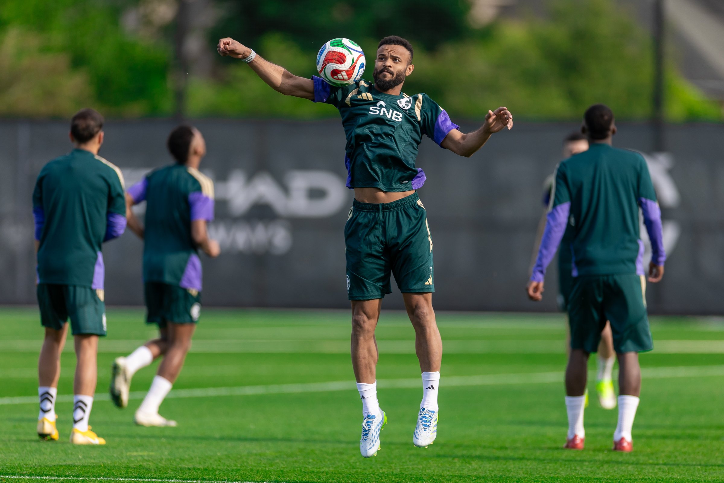 الأخضر يبدأ تدريباته في نيويورك استعدادًا لكأس العالم