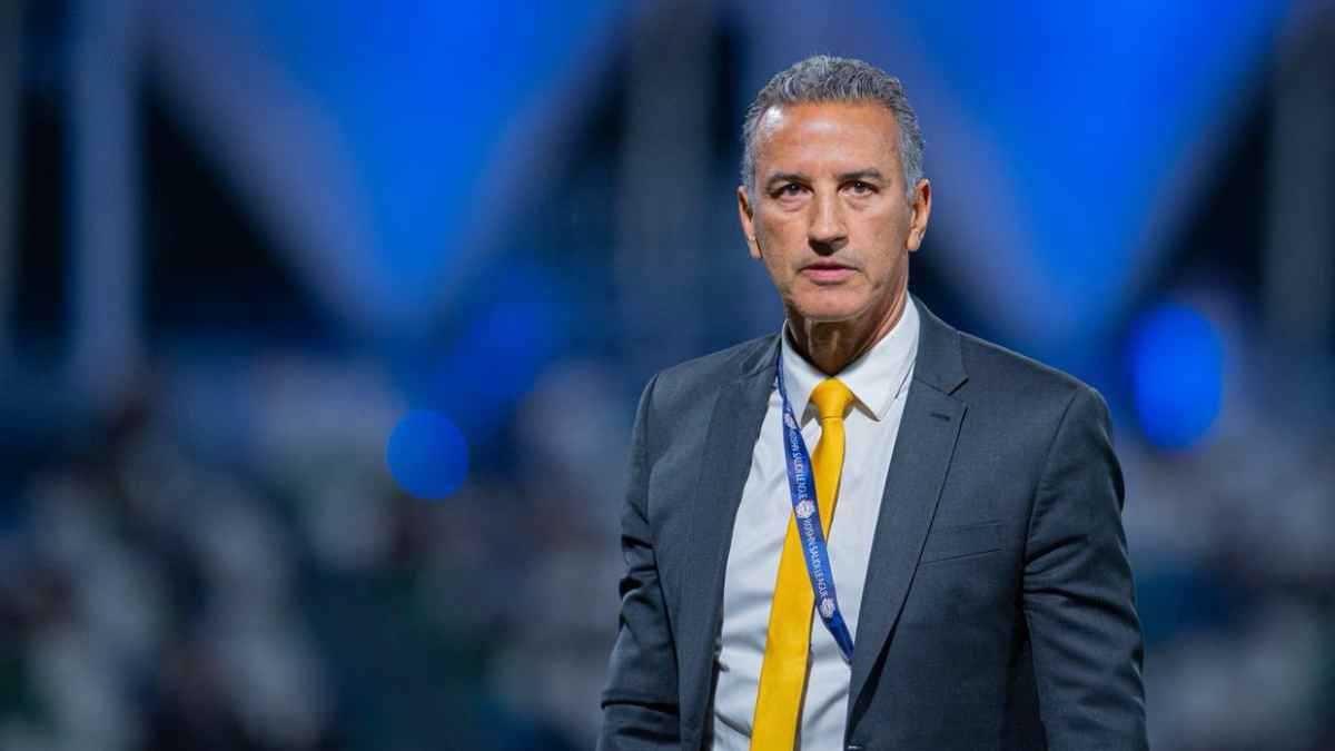 خاص | أول رد من البرازيلي تشاموسكا مدرب التعاون على أنباء اهتمام الأهلي