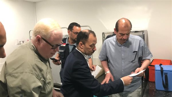 نائب وزير الصحة يتفقد الحجر الصحي بمطار القاهرة ويتابع إجراءات استقبال الحجاج والقادمين