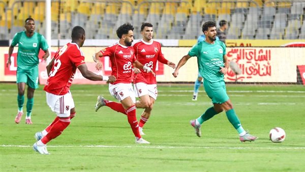 الأهلي يكثف مفاوضاته لتجديد عقد نجم الفريق واستمراره