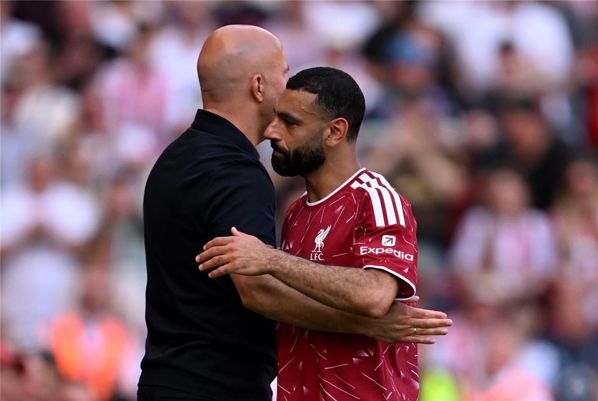 فرص عودة محمد صلاح إلى ليفربول بعد إقالة سلوت