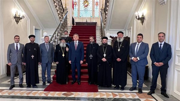 سفير مصر باليونان يستقبل الأنبا بافلوس للتهنئة بعيد الأضحى