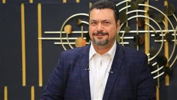 النقد حق للجمهور.. والكورة والفن مش حكر على حد
