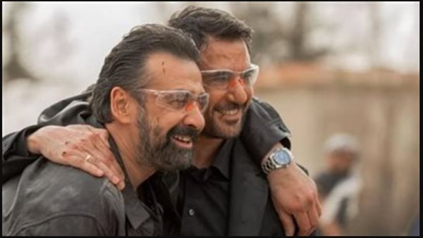 بعد 3 أيام.. فيلم 7DOGS يكتسح المركز الأول بـ 58 مليون جنيه