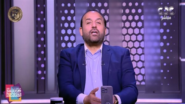 إعلامي يعلق على أزمة صورة فتوح مع إمام عاشور ويحذر من فتنة الجماهير قبل كأس العالم 2026