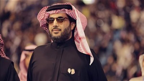 أنت فنان كبير وحابب أشتغل معاك