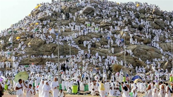 صور جبل عرفات 2026.. معلومات وأهمية جبل الرحمة في موسم الحج