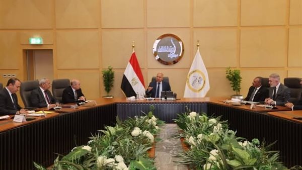 وزير النقل يترأس تأسيس شركة «تراست القناة» لتعزيز النقل البحري والتجارة مع دول شرق أفريقيا