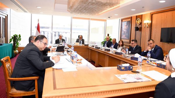 وزير الخارجية يشارك في اختبار تعيين ملحقين دبلوماسيين بوزارة الخارجية