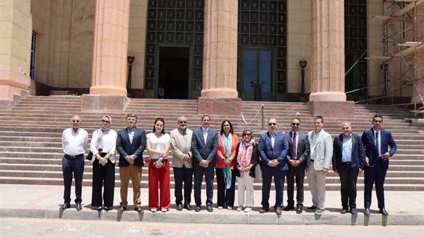 جامعة الإسكندرية تستقبل وفد جامعة فيرجينيا تك الأمريكية لبحث التعاون الأكاديمي والبحثي