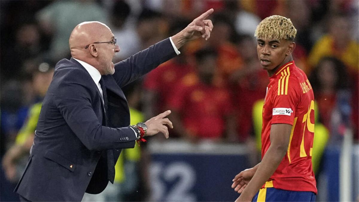 تطورات إصابة لامين يامال وموقفه من مباراة الرأس الأخضر في كأس العالم