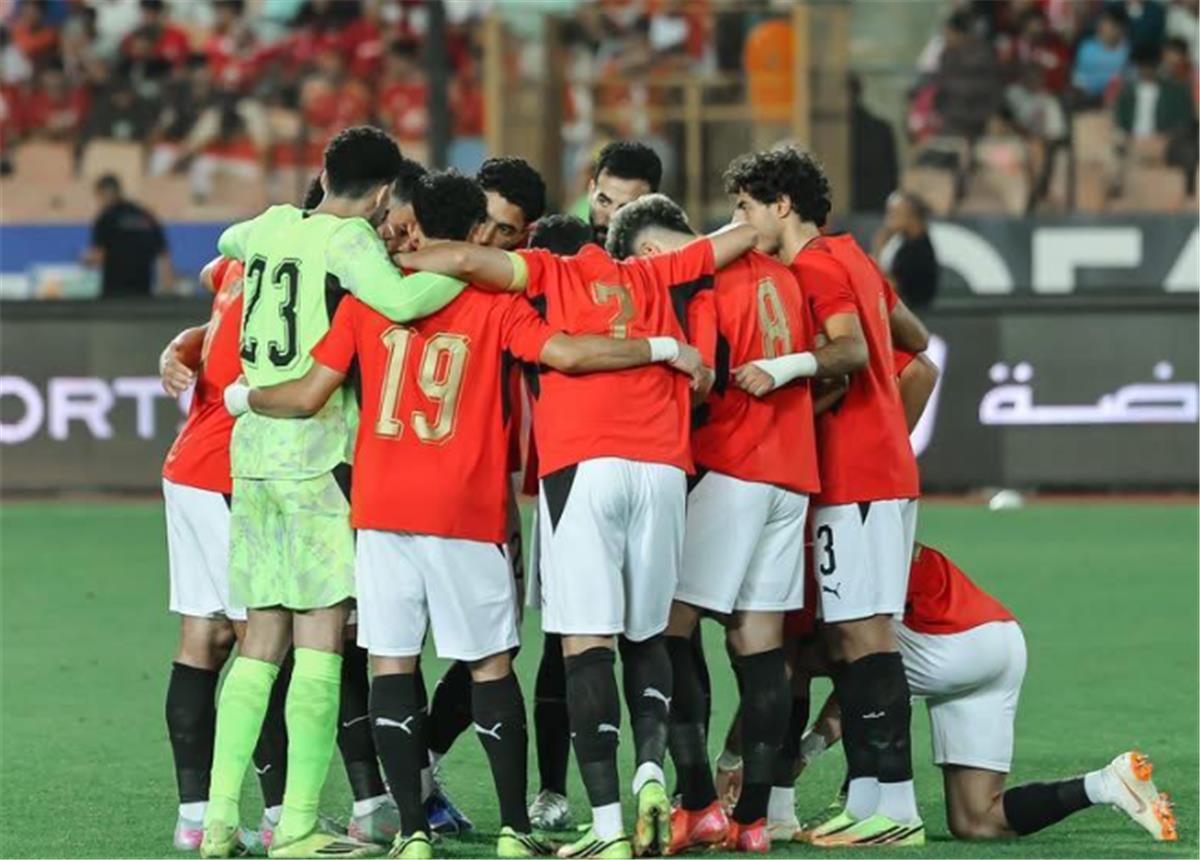 خاص | منتخب مصر يستعيد لاعبه قبل مواجهة البرازيل.. وحسام حسن يجهزه لدور محوري