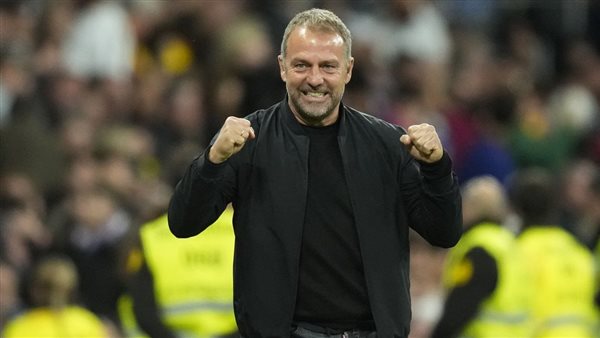 رسميًا.. فليك مدرب الموسم في الدوري الإسباني