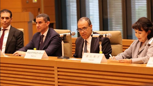 وزير الخارجية يلتقي بنواب البرلمان الياباني أعضاء جمعية الصداقة البرلمانية المصرية–اليابانية