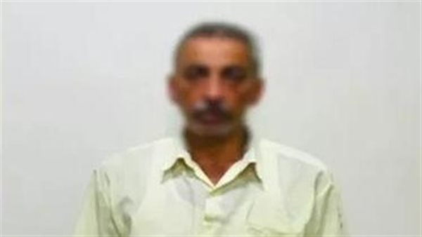 مصدر بالقليوبية يكشف كواليس التحقيقات في واقعة ابتزاز ولية أمر طالبة.. والنيابة تستمع لأقوالها كشاكية