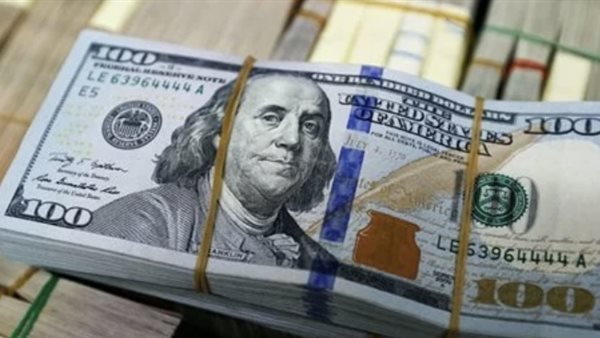 سعر الدولار اليوم الجمعة في البنوك المصرية.. آخر تحديث
